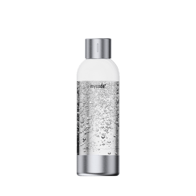 A 1 litre Mysoda premium water bottle with silver bottom and cap made from aluminium#väri_silver